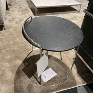 Cassina Djuna Beistelltisch schwarz 