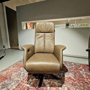 De Toekomst Thyra-182 XXL Relaxsessel Braun 