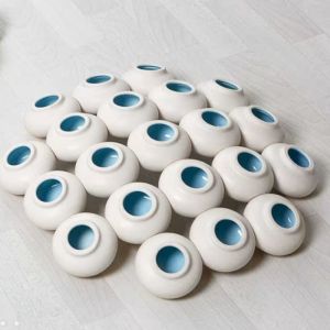 Cor Unum Kalpa Vase/Schale von Satyendra Pakhalé 