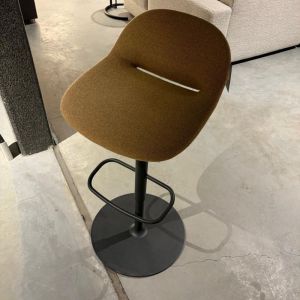 Artifort Beso Barhocker Mustard Yellow 